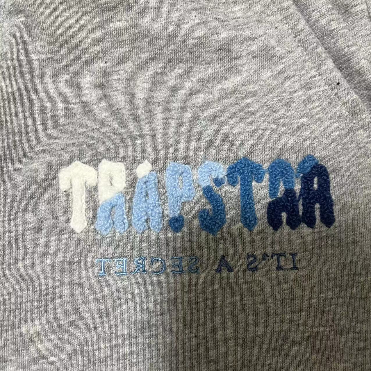 TRAPSTAR TEE T SHIRT LETTER EMBROIDERY (GRAY WHITE BLUE)